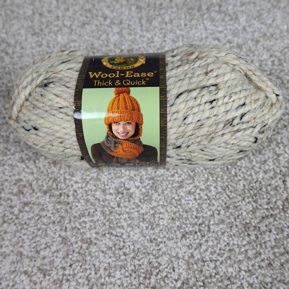 Lion Brand Wool-Ease Thick & Quick Yarn Oatmeal 123 Super Bulky 6oz 106yd 640